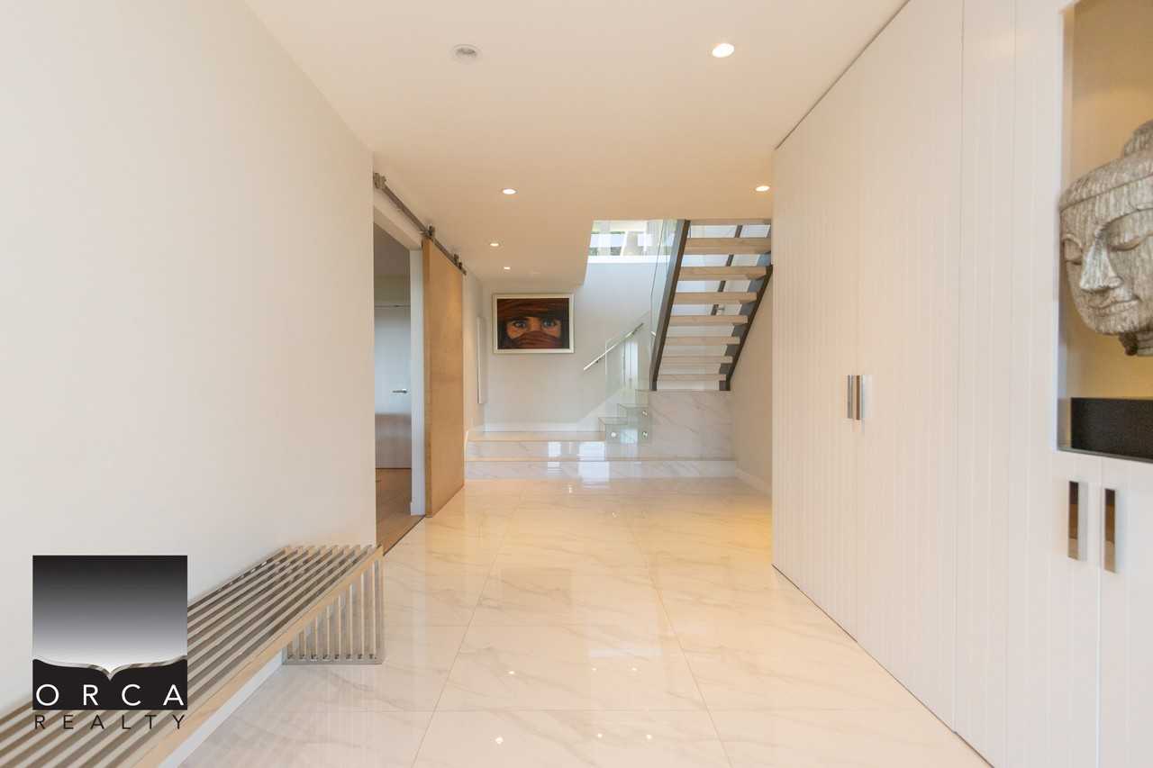 3295 Westmount Rd - Photo 2 of 50