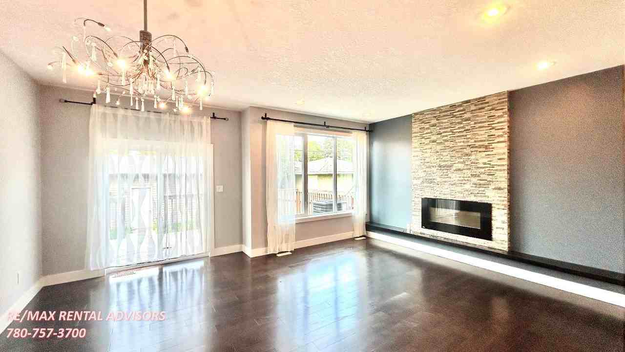 10530 62 Ave Nw - Photo 7 of 28