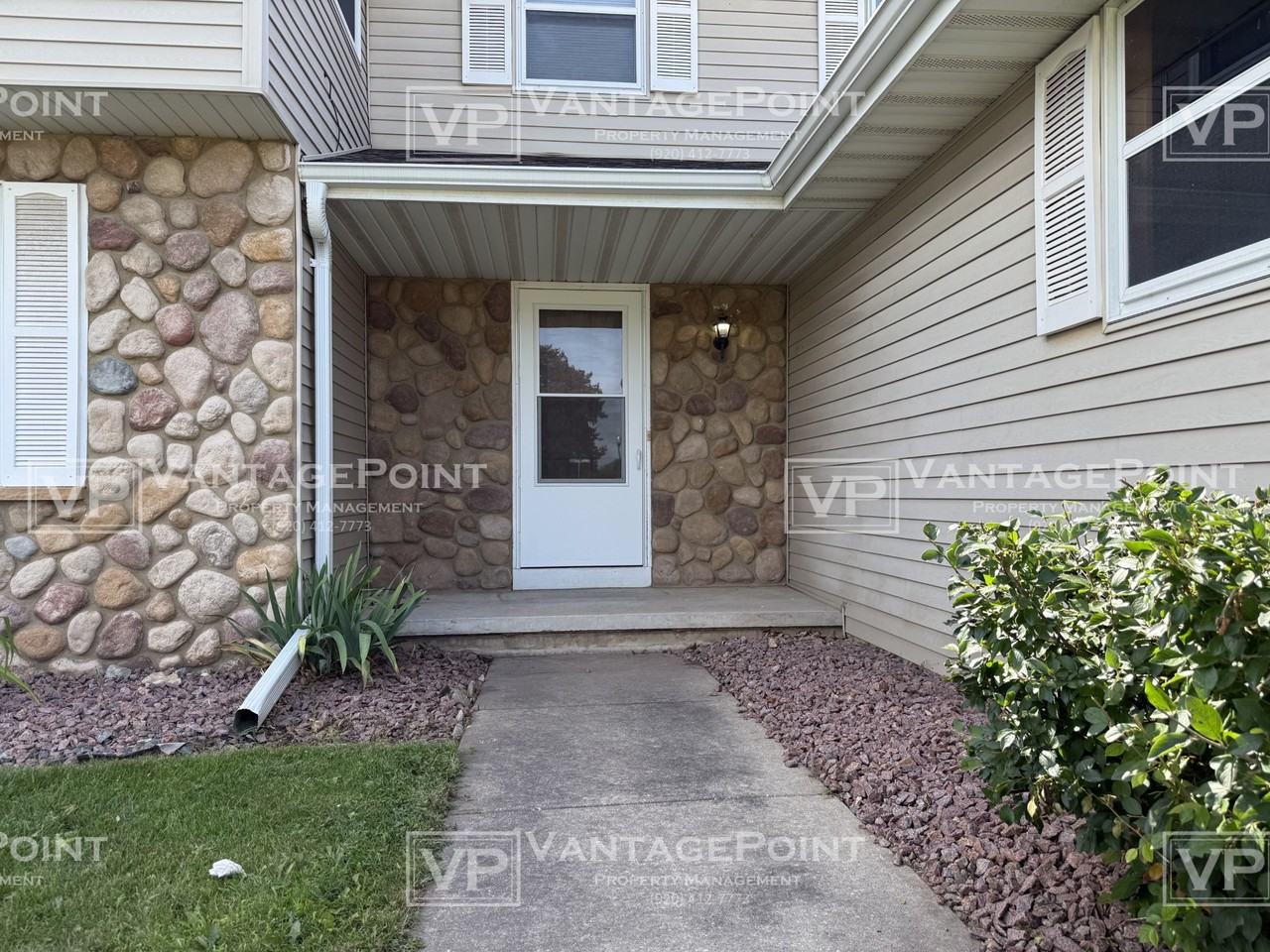 3711 N Blueridge Dr #3711 - Photo 2 of 22