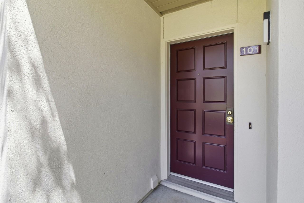 101 Shorebird Cir #0 - Photo 4 of 32