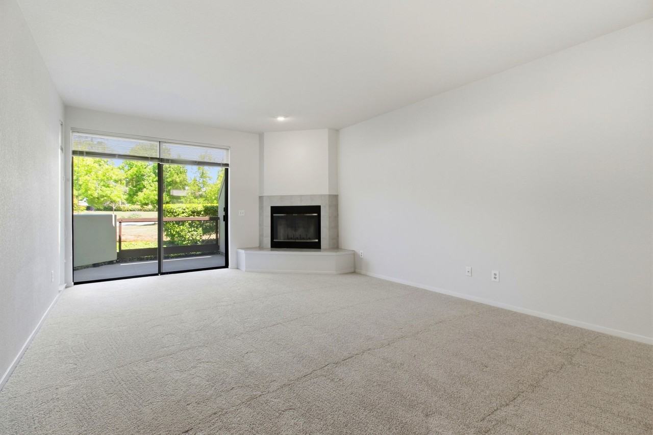 101 Shorebird Cir #0 - Photo 5 of 32