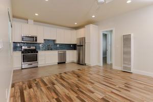 featured image of 449 W Garfield Ave