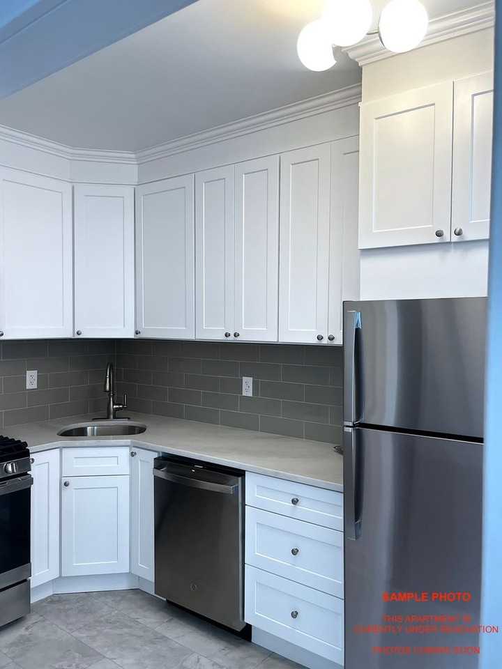 Sherwood Court Apartments - Photo 7 of 14