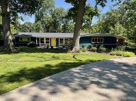 featured image of 7506 Oak Ln #1