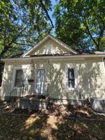 featured image of 314 W 1st St #1