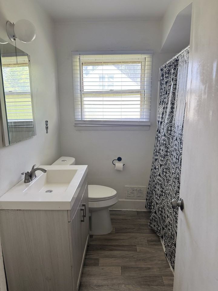 20246 Bloom St #1 - Photo 4 of 16