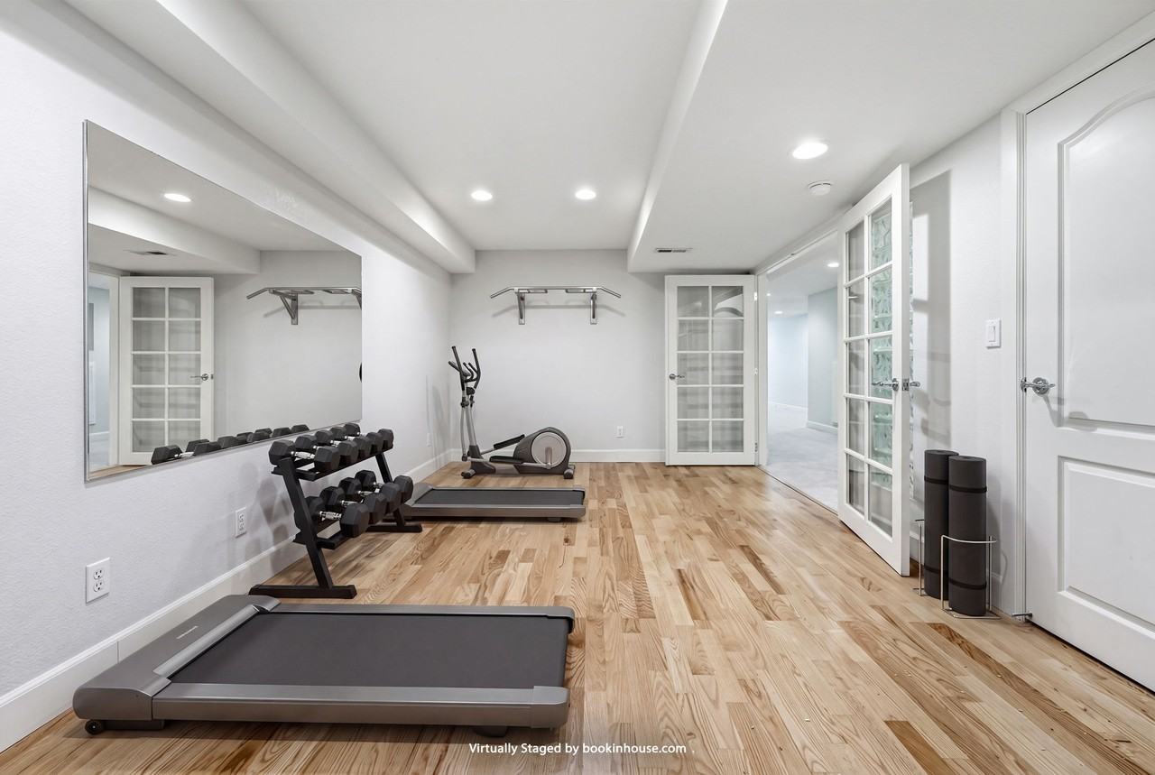 566 Josephine St #1 - Photo 7 of 39