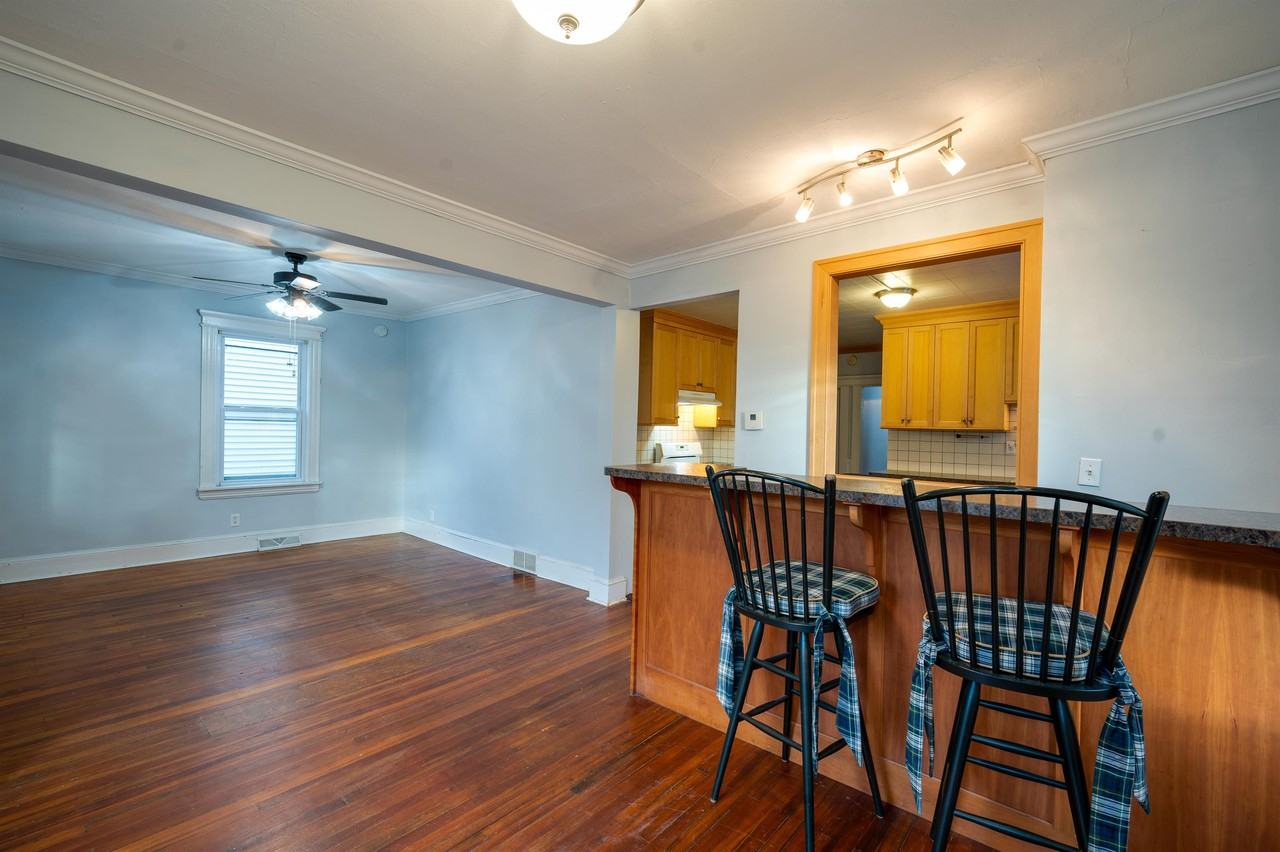 166 Beaver St Apt 1st #1 - Photo 3 of 20
