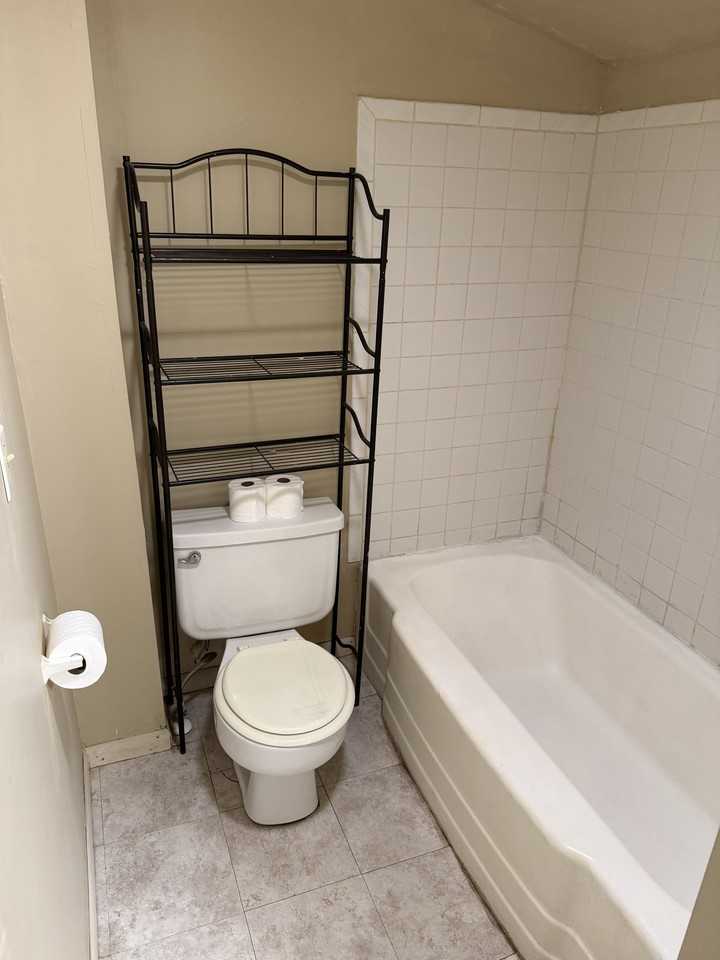 2134 N Norfolk Ave #1 - Photo 7 of 14
