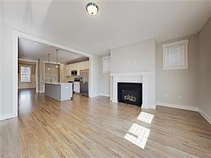 2383 Great Ridge Pkwy #1 - Photo 5 of 18