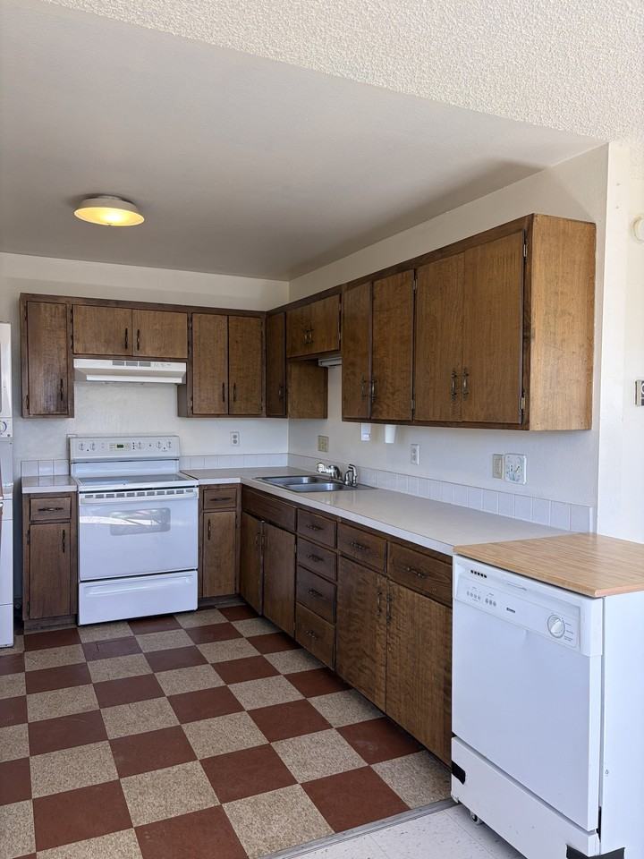 127 N Fillmore St #B - Photo 5 of 10