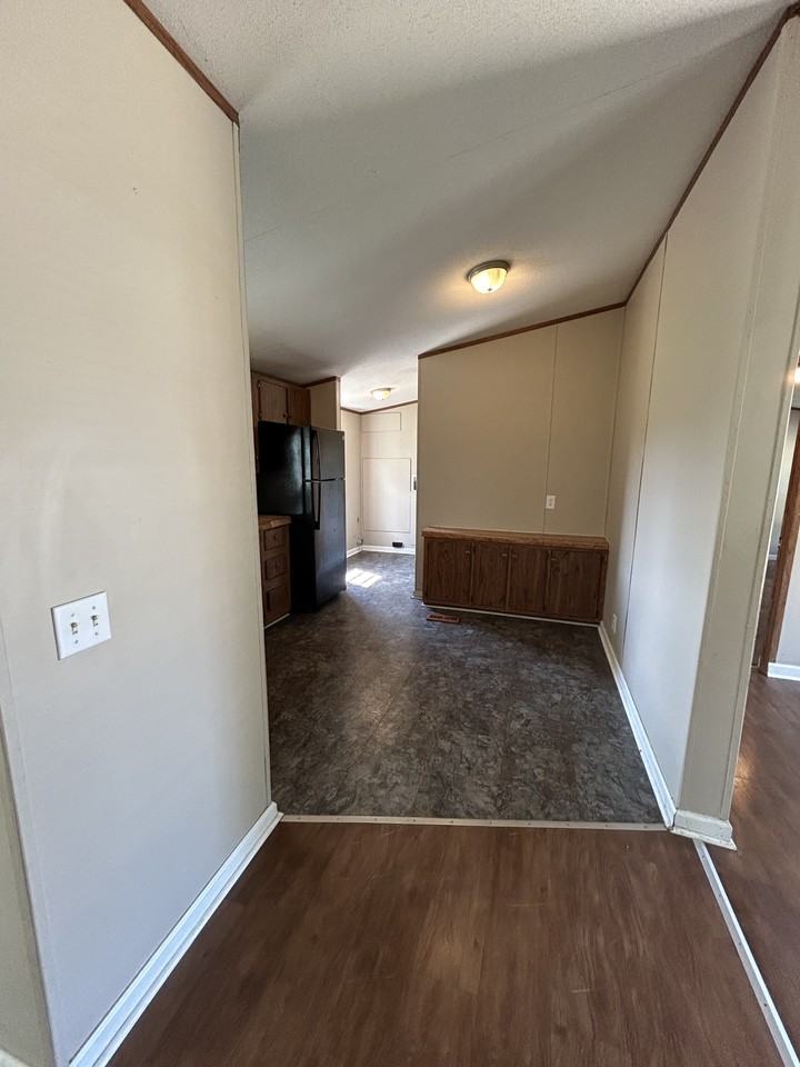 191 Zackary St #1 - Photo 4 of 20