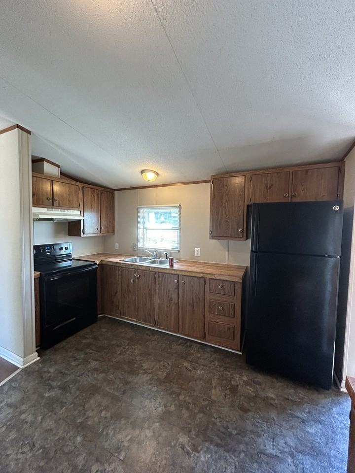191 Zackary St #1 - Photo 6 of 20