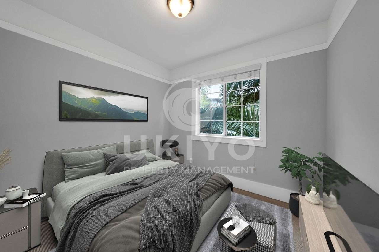 620 Alcatraz Ave #1 - Photo 4 of 44