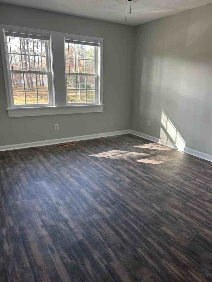 1200 Pine St #B - Photo 2 of 13