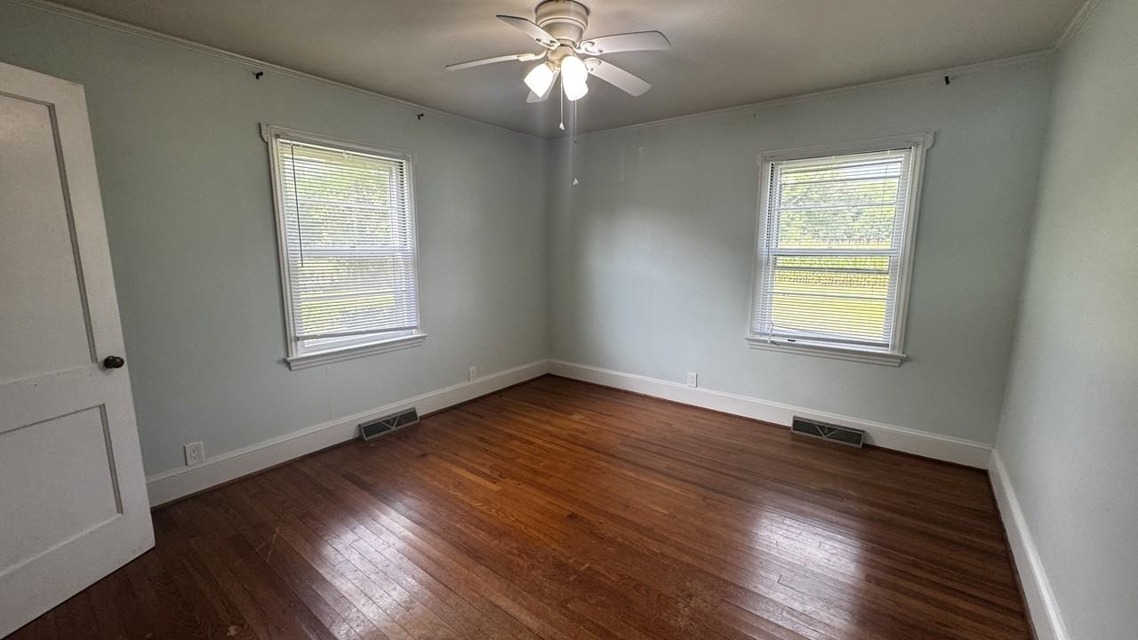 389 Haw Branch Rd #1 - Photo 7 of 11
