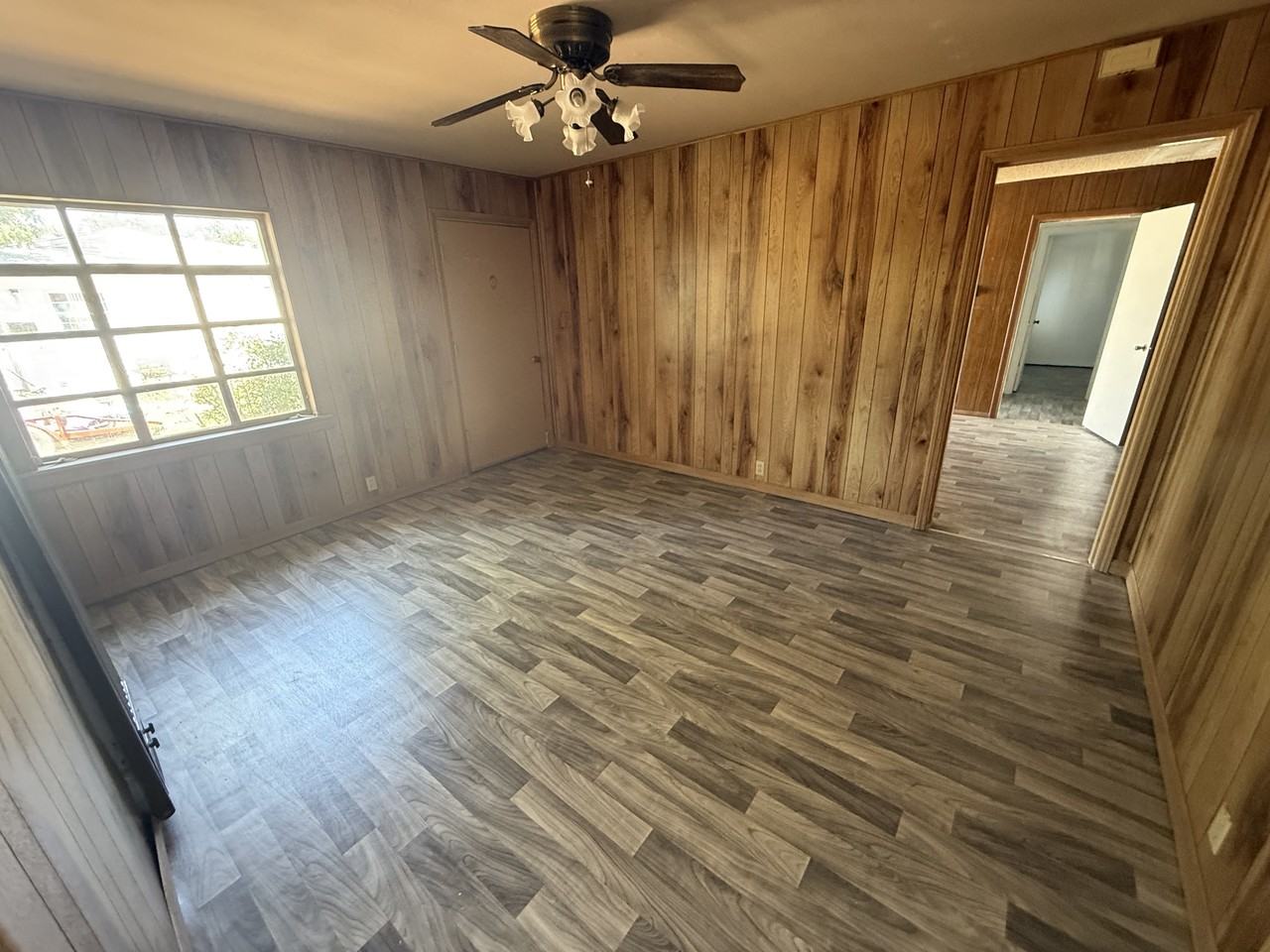 3214 Avenue T - Photo 5 of 10
