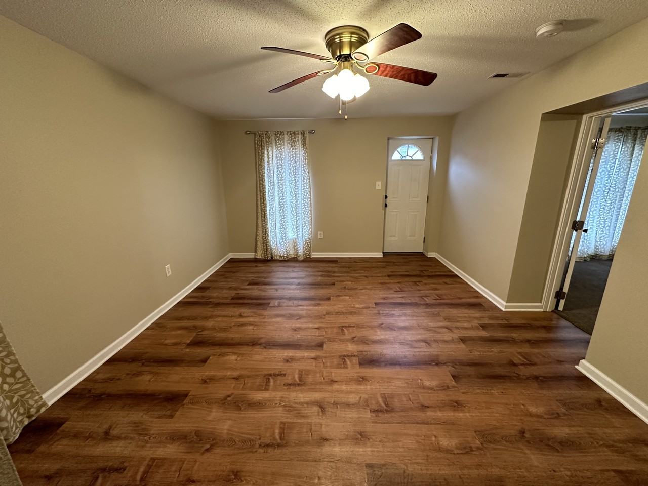 91 N Pike St #91 - Photo 2 of 13