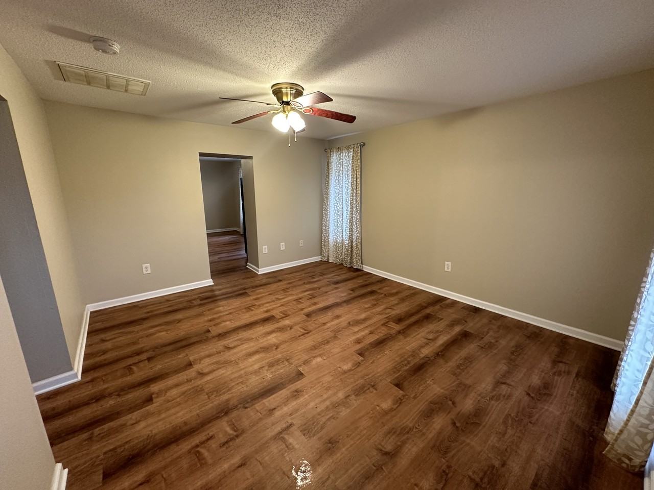 91 N Pike St #91 - Photo 3 of 13