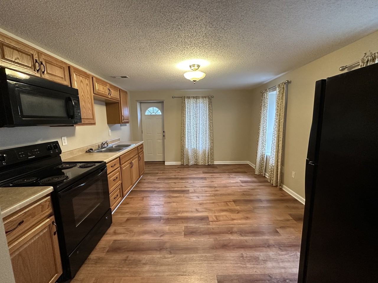 91 N Pike St #91 - Photo 6 of 13