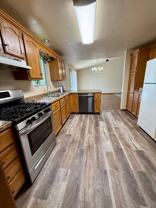 293-295 Desplaine Rd - Photo 1 of 1