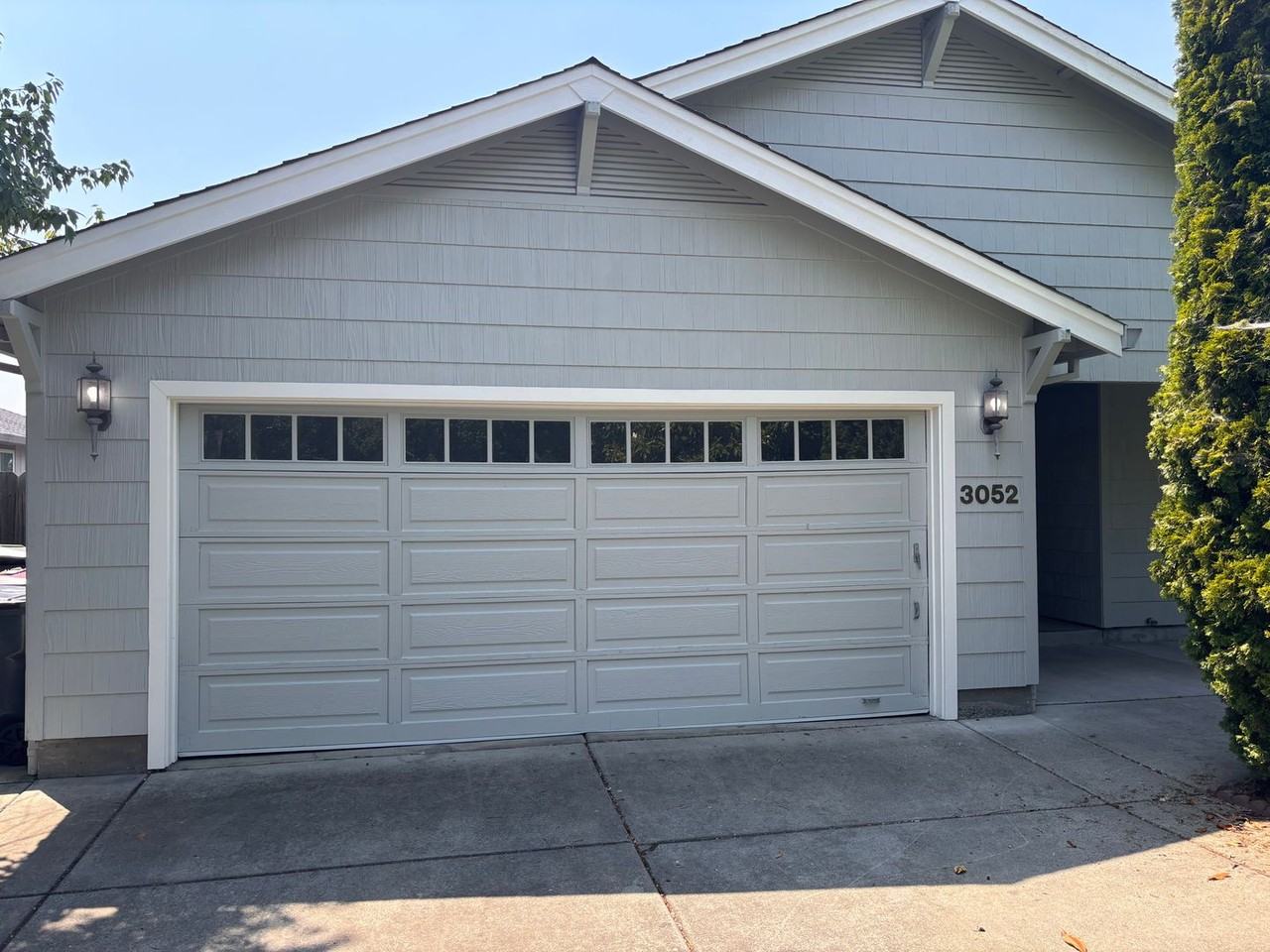 3052 Gary Dr - Photo 4 of 31