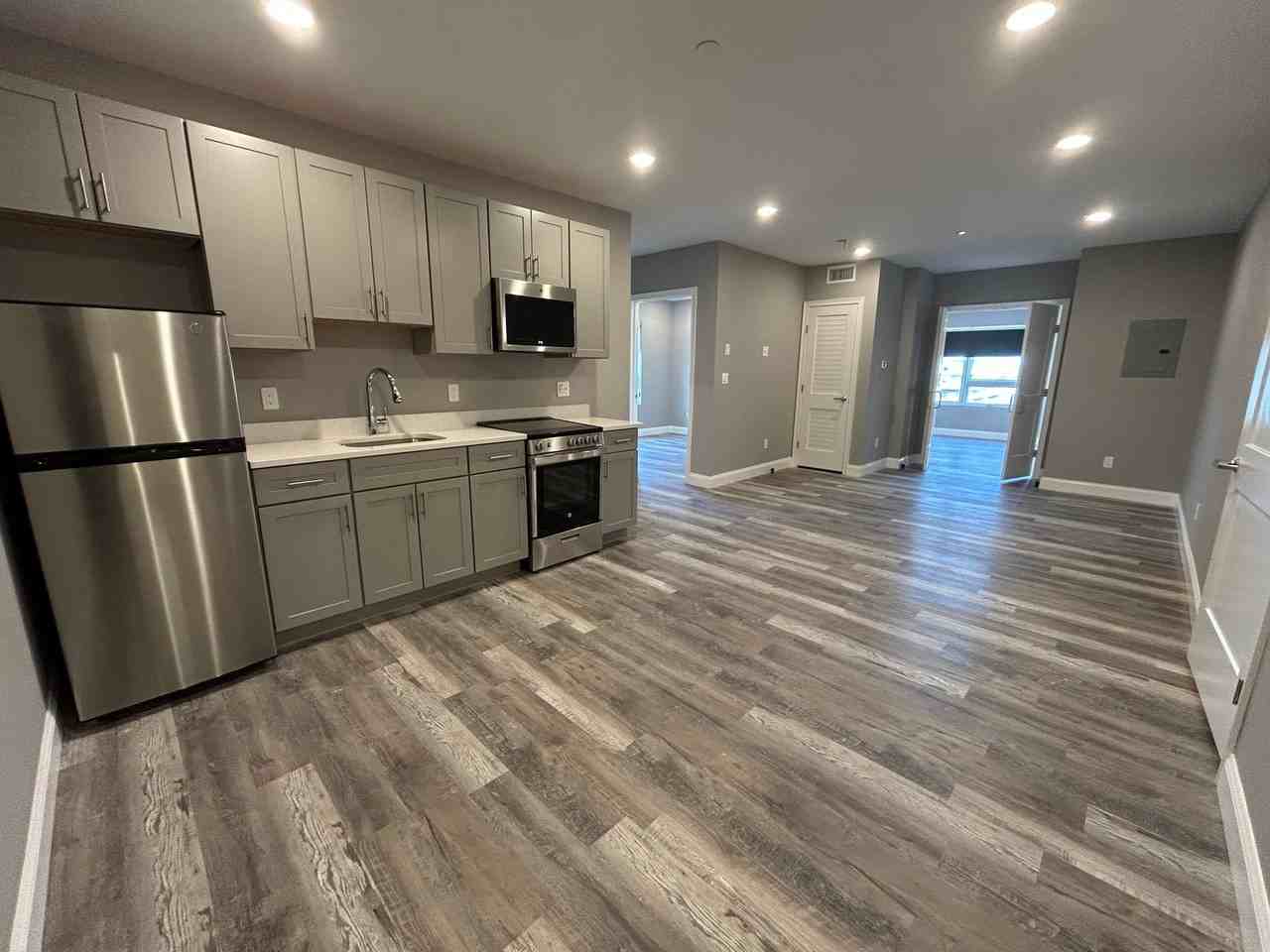 Shirley Square, LLC - Photo 6 of 50