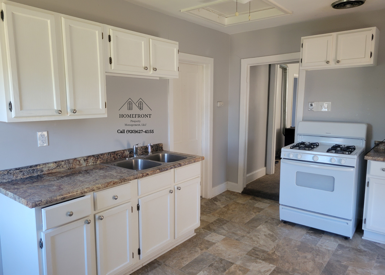 1606 S 13th St Uppr #1606UPPER - Photo 2 of 20
