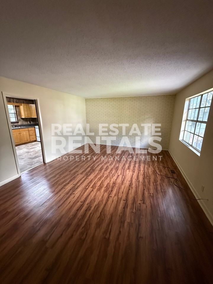 503 Newman Ln #345 - Photo 2 of 9