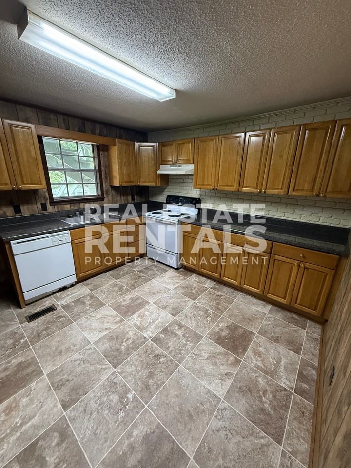 503 Newman Ln #345 - Photo 3 of 9