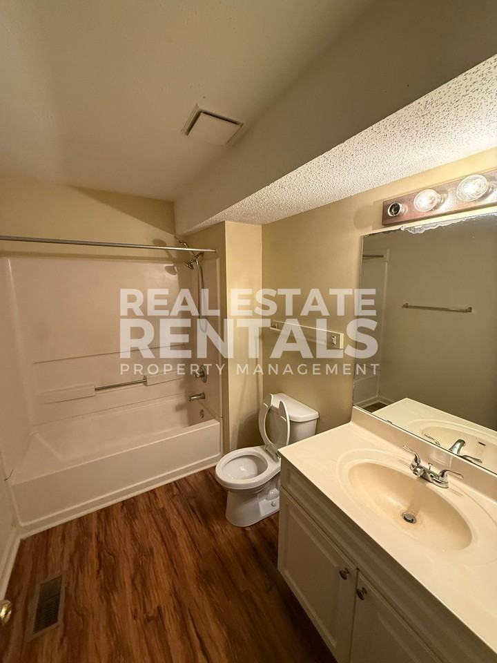 503 Newman Ln #345 - Photo 7 of 9