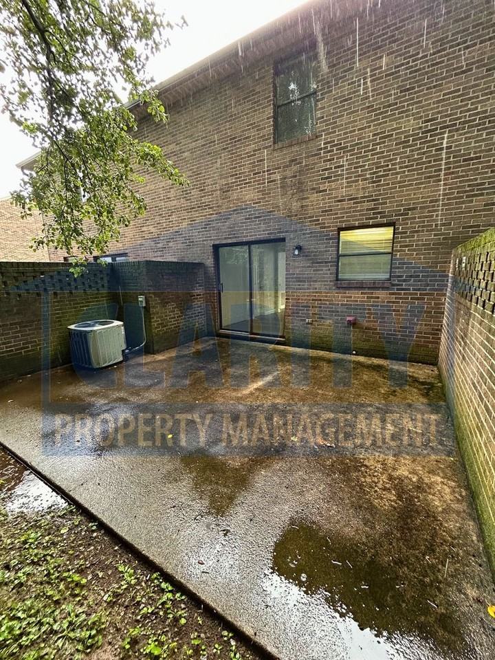 904 Valley Head Rd Nw - Photo 3 of 16