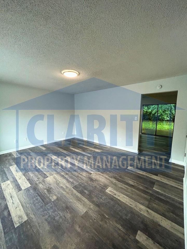 904 Valley Head Rd Nw - Photo 4 of 16