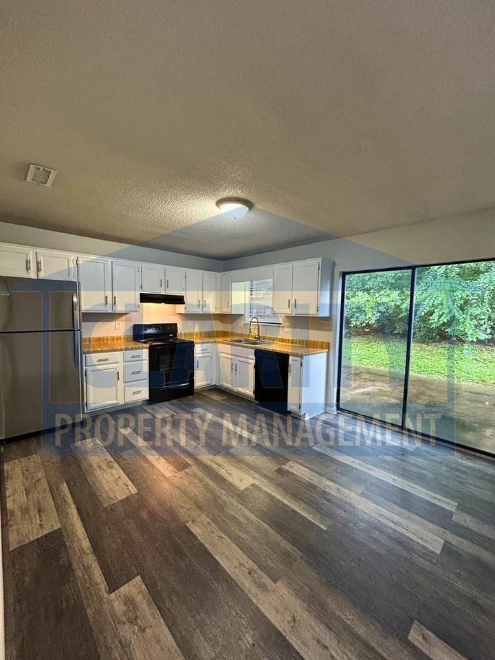 904 Valley Head Rd Nw - Photo 6 of 16