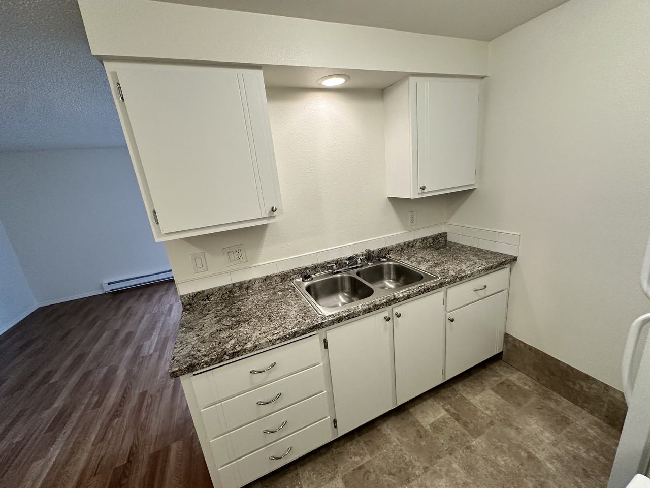 1723 West 8th AvenueApt 5 #5 - Photo 3 of 11