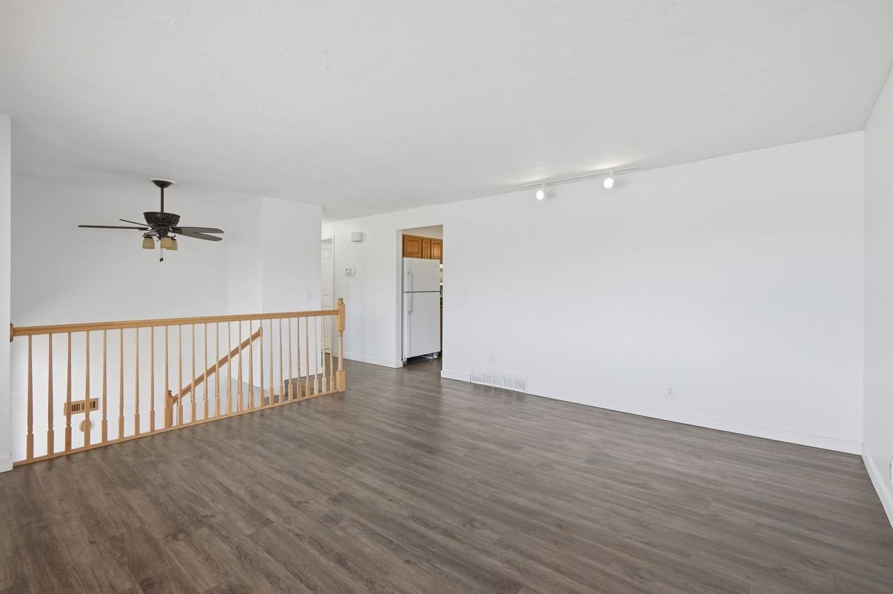 3671 W Cordelle Cir - Photo 4 of 30