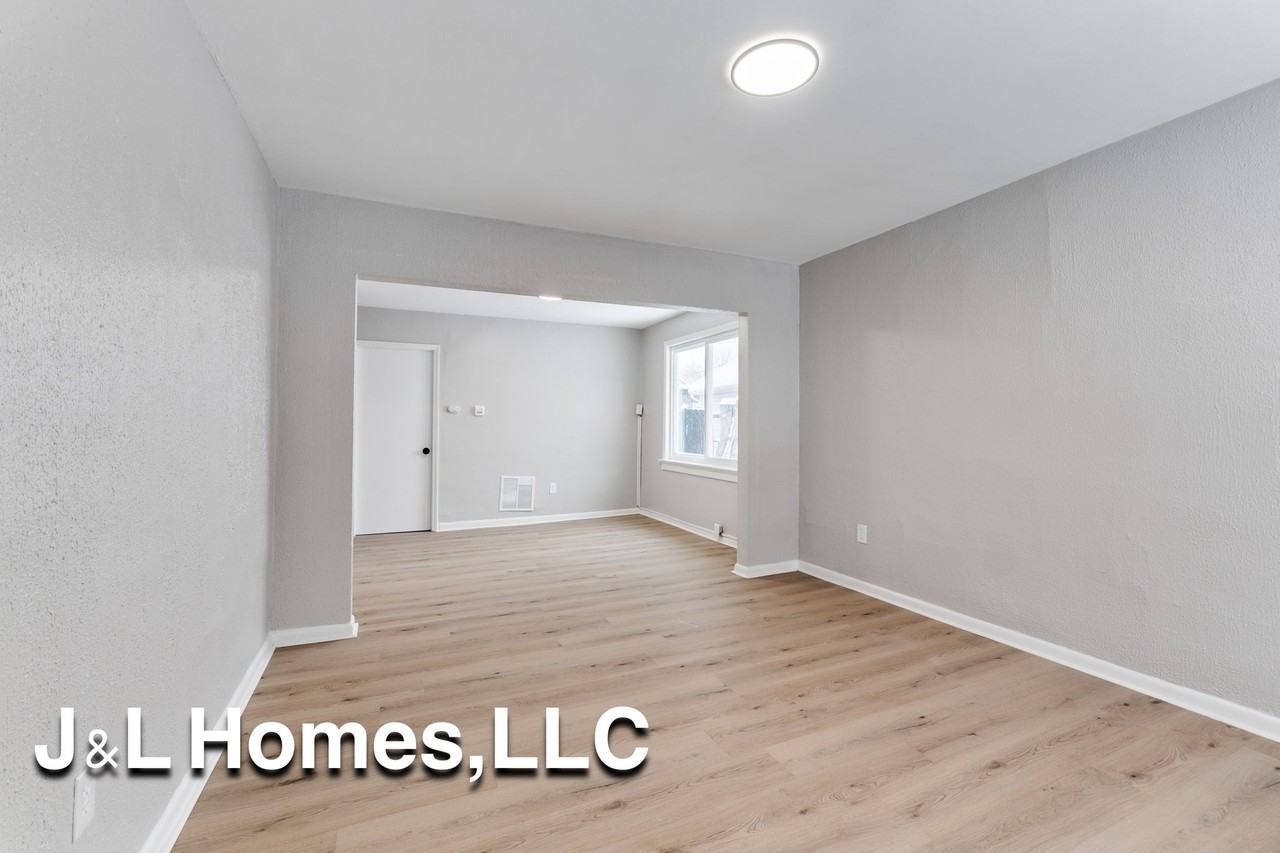 279 Lechner Ave #1 - Photo 5 of 10