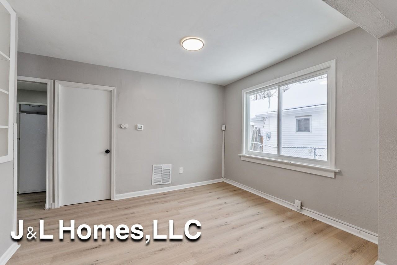 279 Lechner Ave #1 - Photo 6 of 10