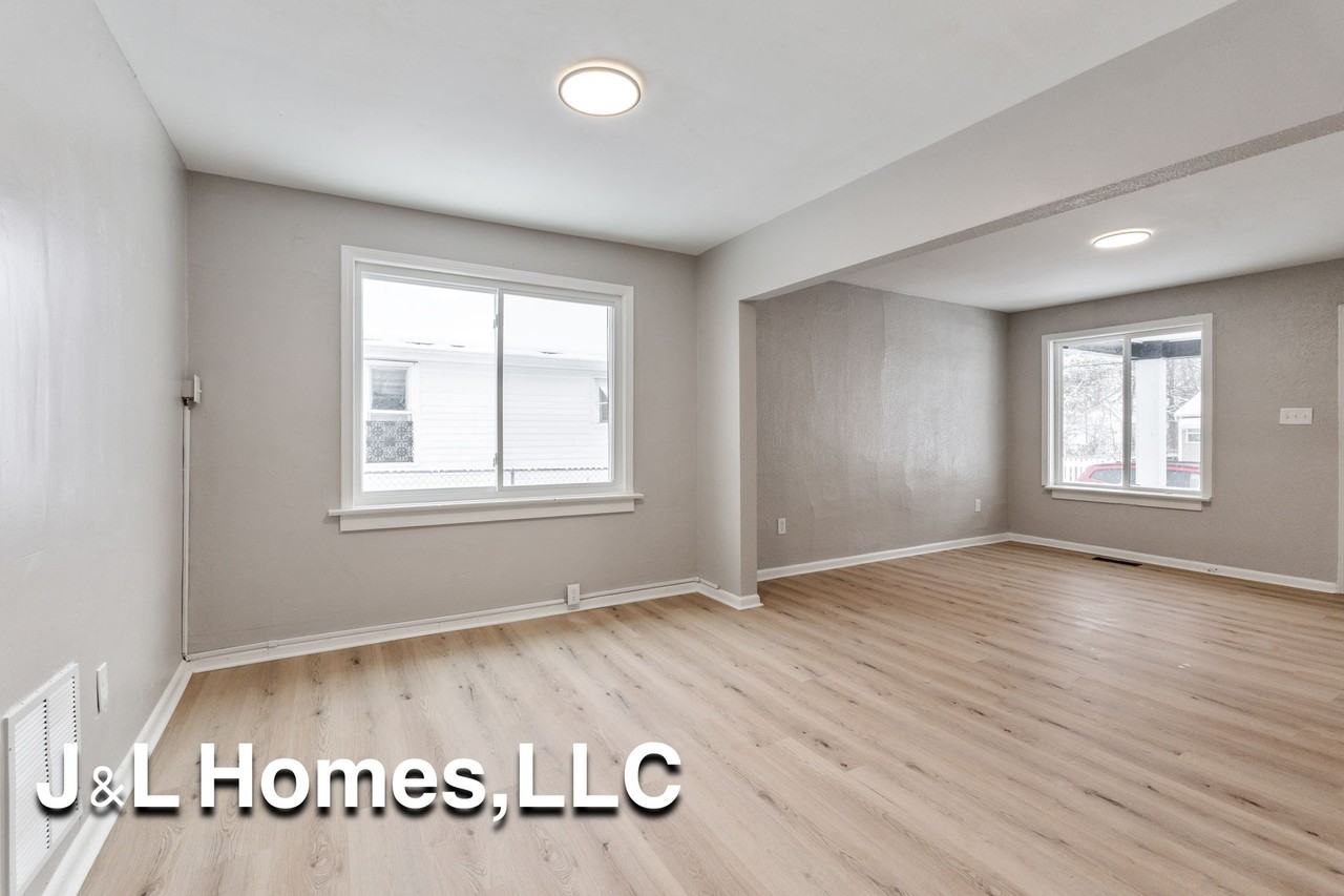 279 Lechner Ave #1 - Photo 7 of 10
