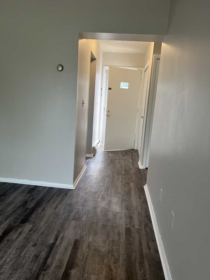 22000 Beck Road - 22000 Beck Road #1 - Photo 5 of 19