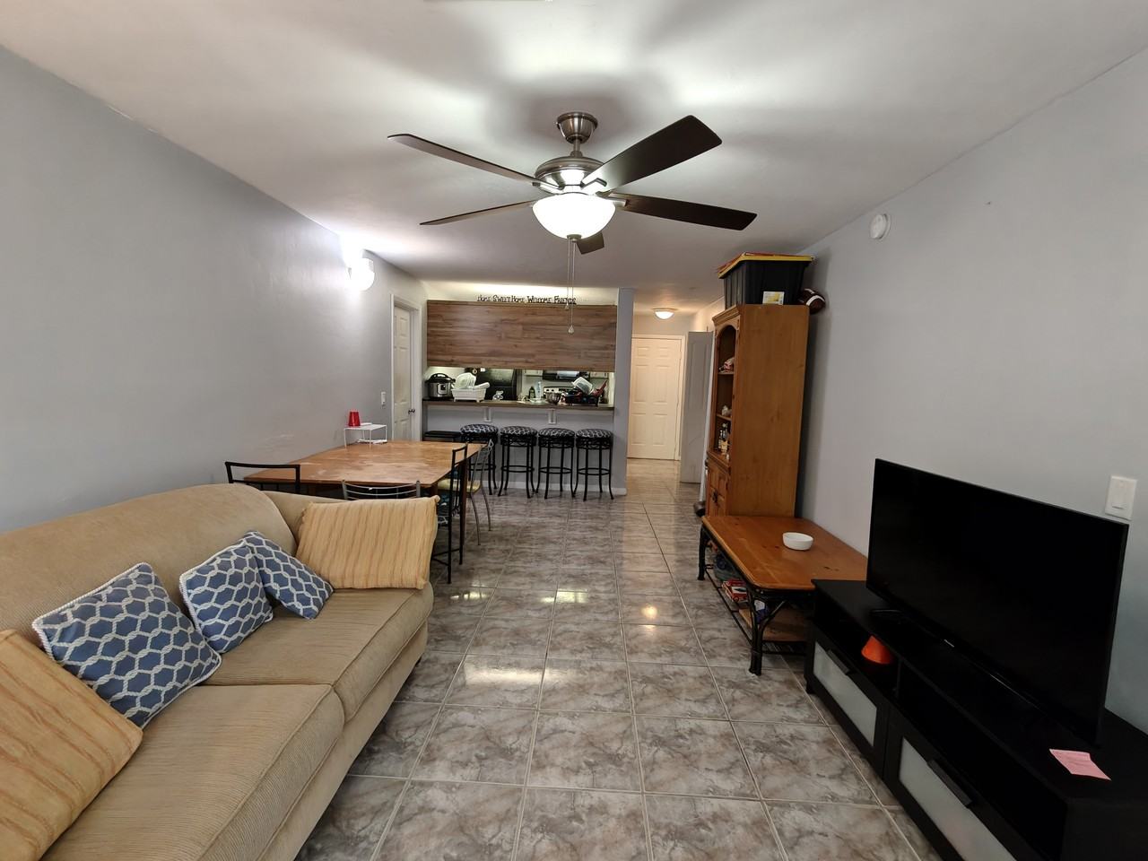 3800 Southwest 20th Avenue - C/3Unit 312 #C3 - Photo 7 of 20