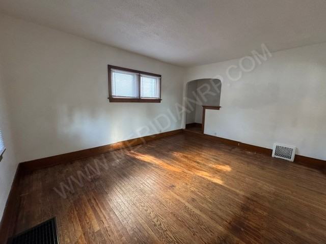 1706 Sinclair St #1 - Photo 7 of 10