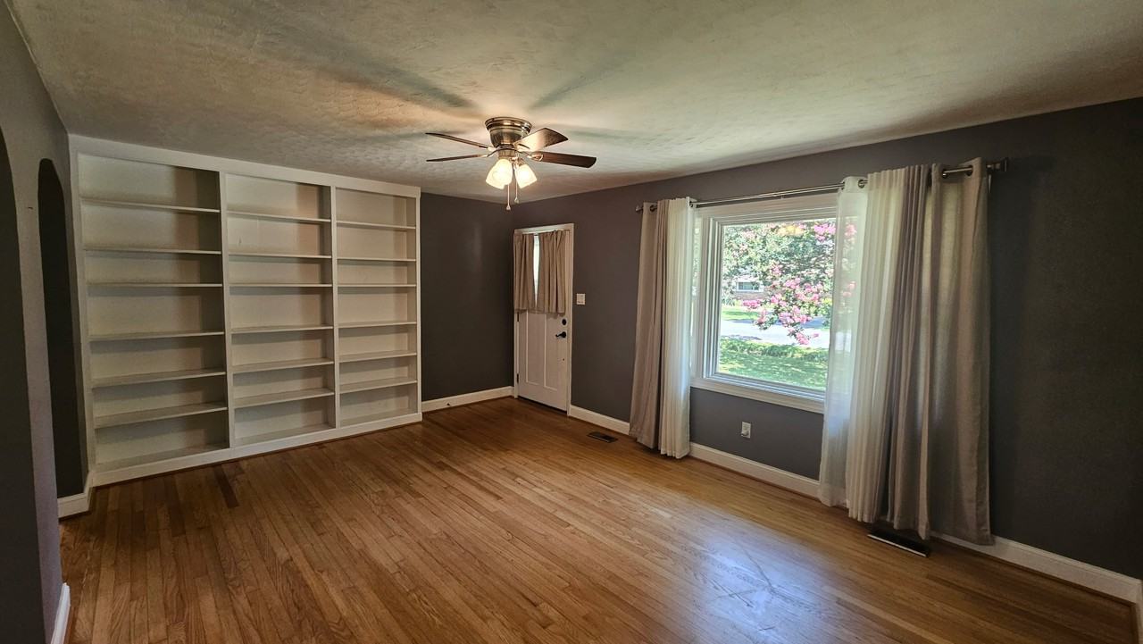 2612 Hemple St #1 - Photo 7 of 13
