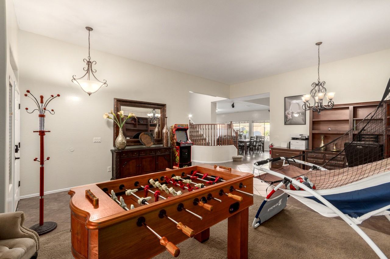 5420 W Sunland Ave #1 - Photo 3 of 11