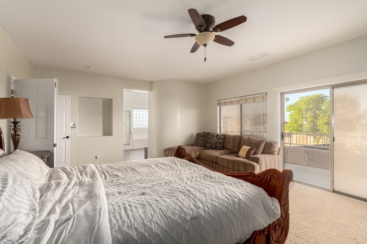 5420 W Sunland Ave #1 - Photo 6 of 11