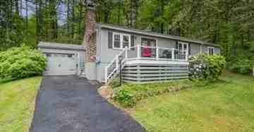 featured image of 7 Old Farm Rd #1