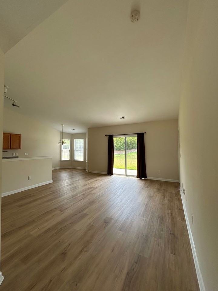 953 Wyndfall Dr Sw - Photo 6 of 37