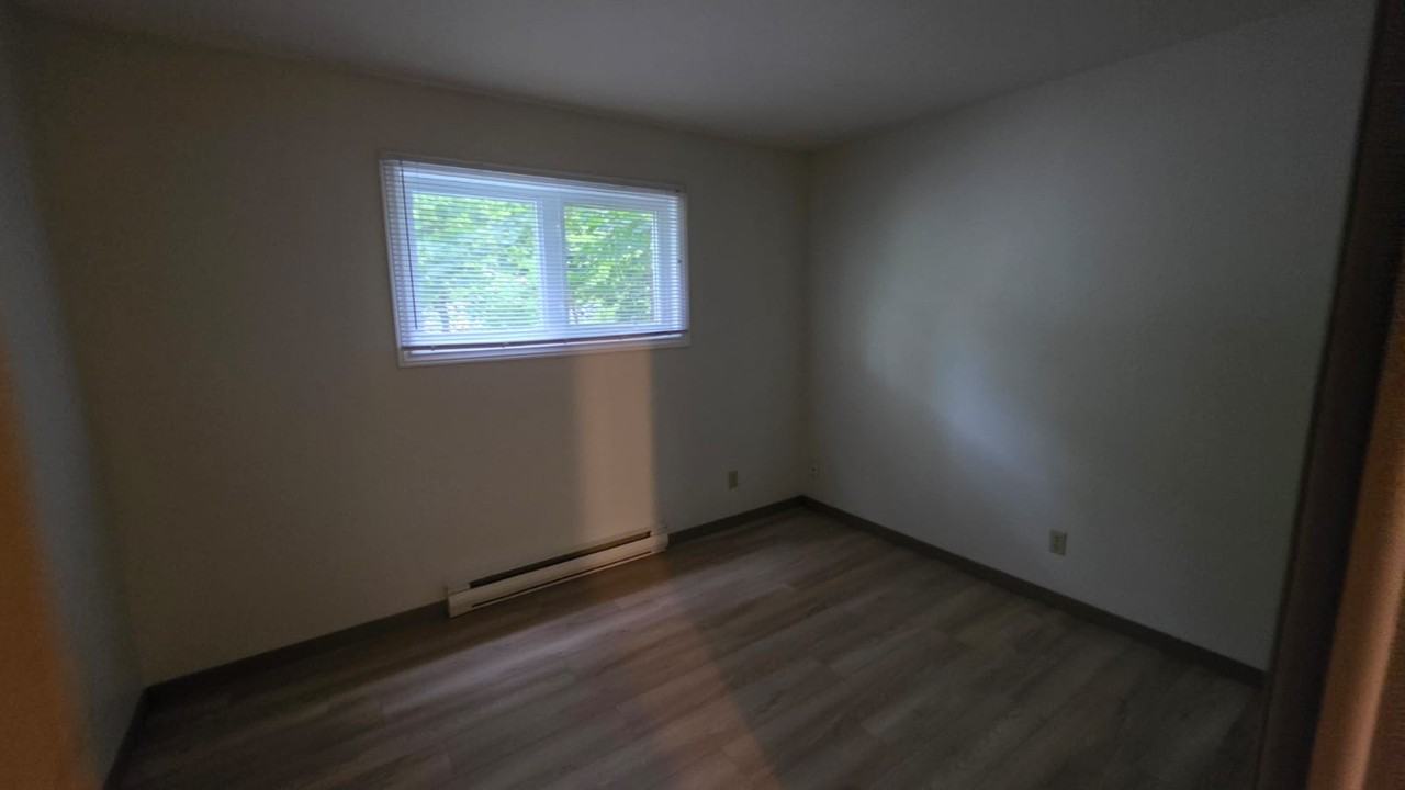 61 Drummond St #3 - Photo 3 of 6
