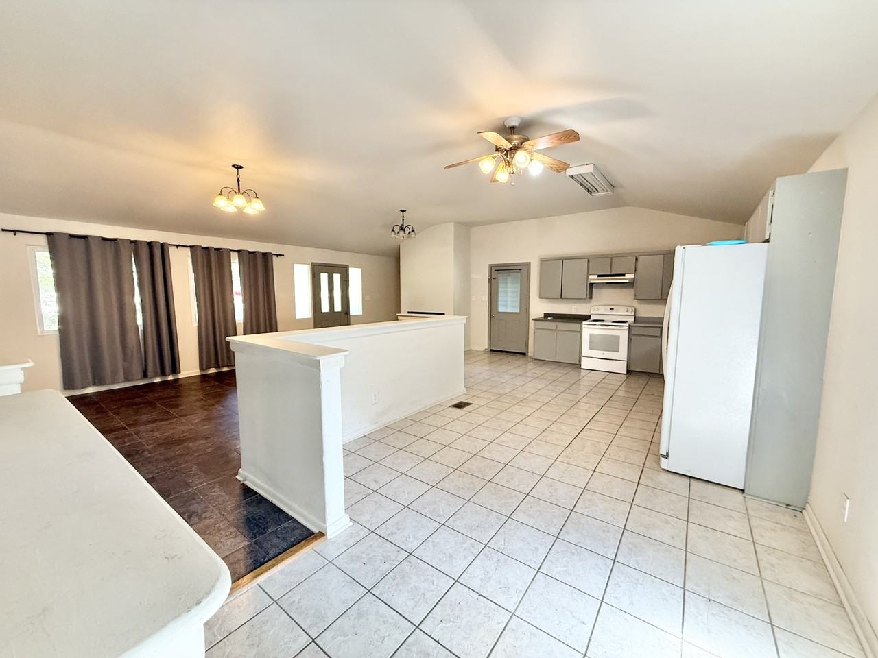 207 Brantley Cir #1 - Photo 2 of 21