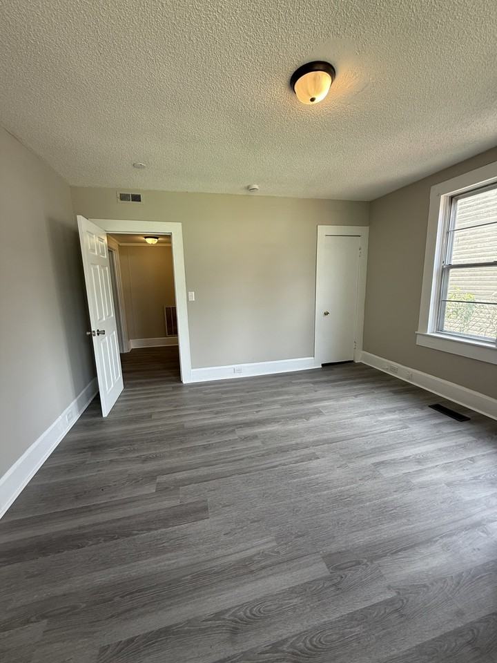 5509 Court P #1 - Photo 7 of 13